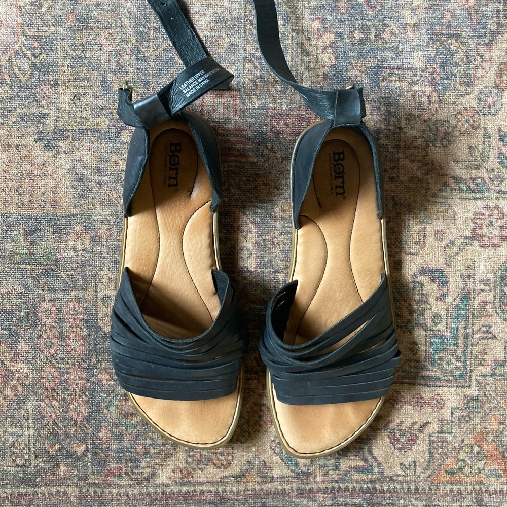 Born Sandals size 10